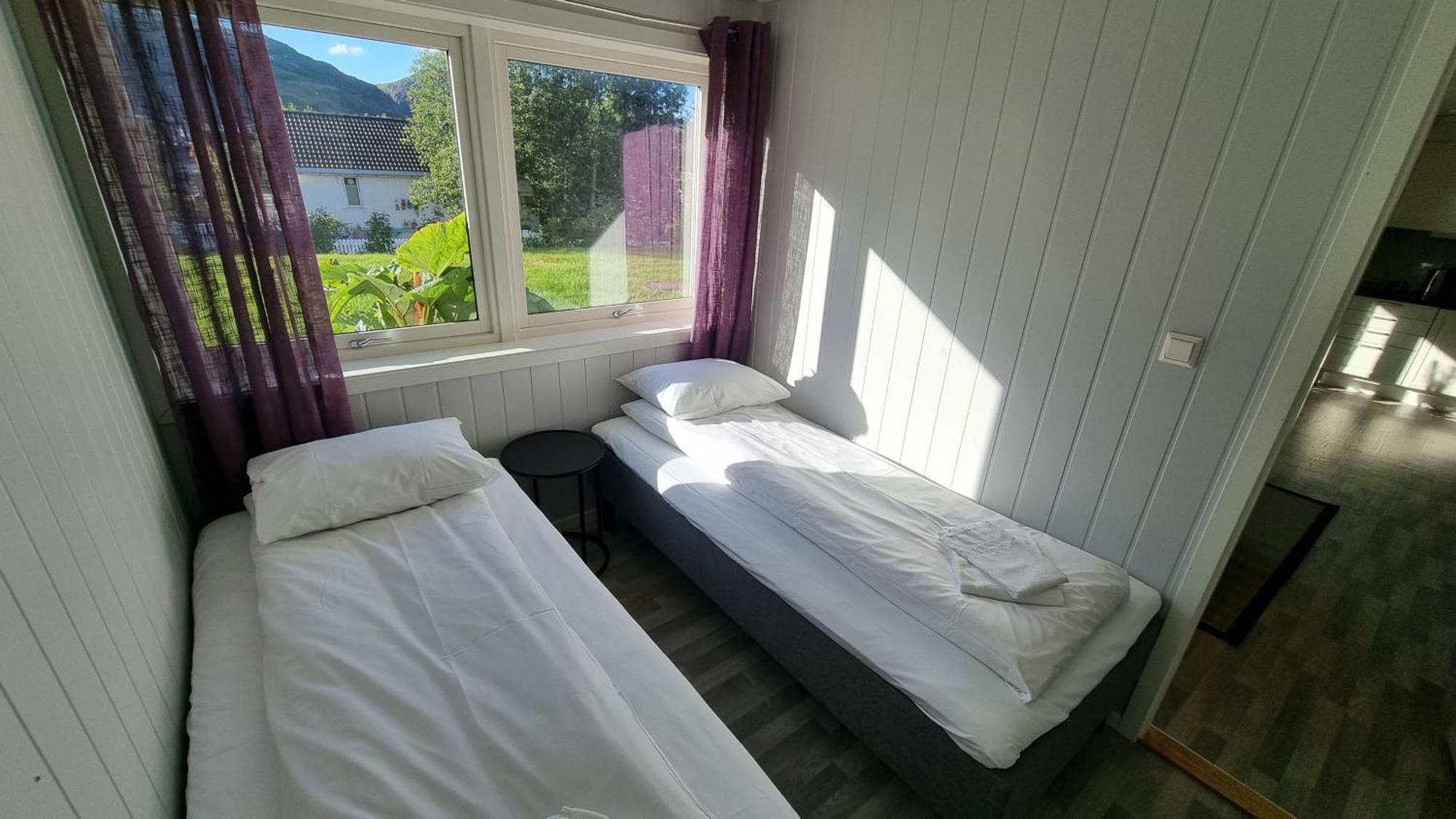 Lofoten Overnatting - Ballstad Ngoại thất bức ảnh