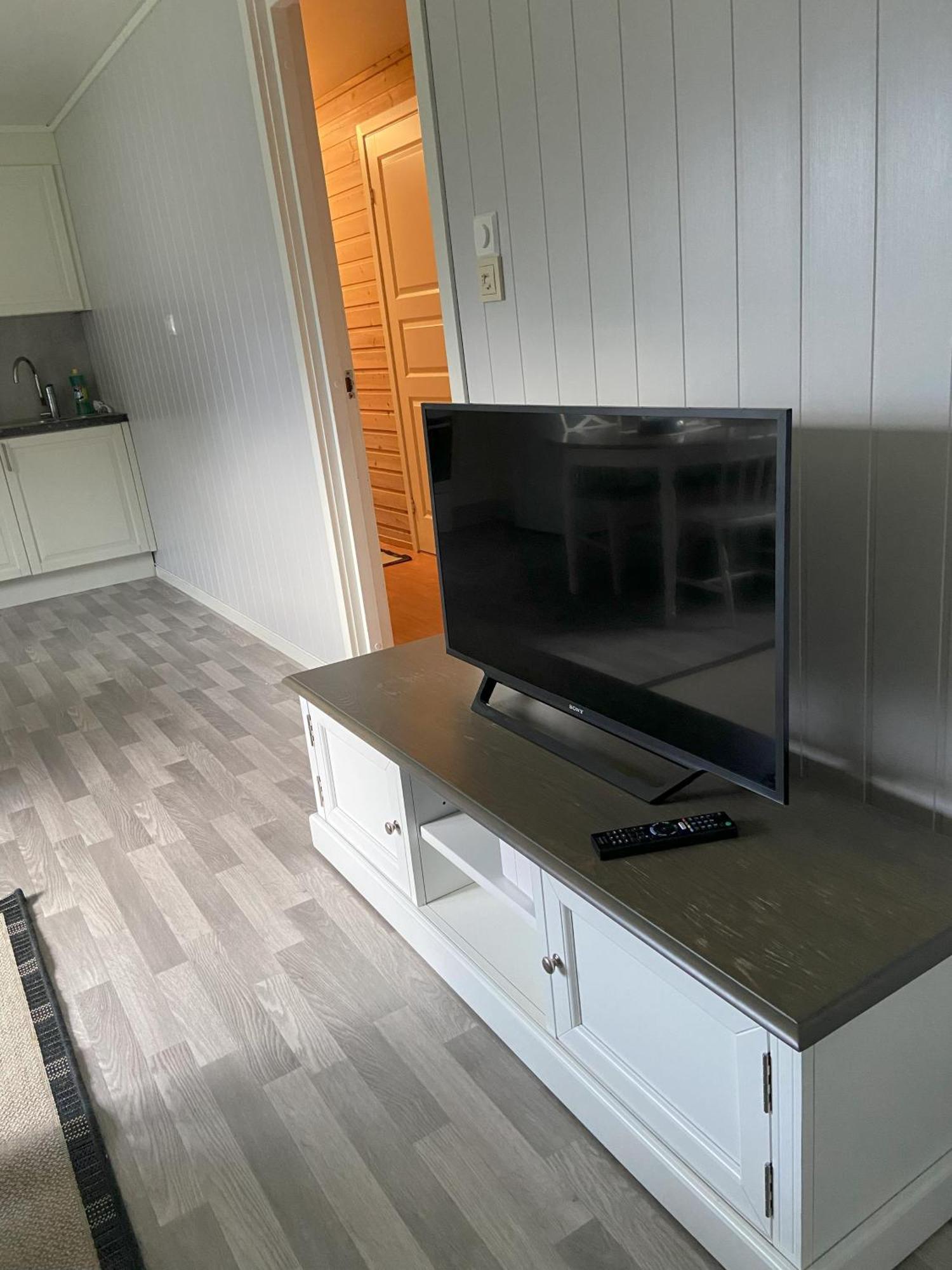 Lofoten Overnatting - Ballstad Ngoại thất bức ảnh